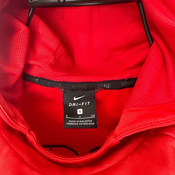 Nike pullover size small Dri-fit - Picture 4 of 4